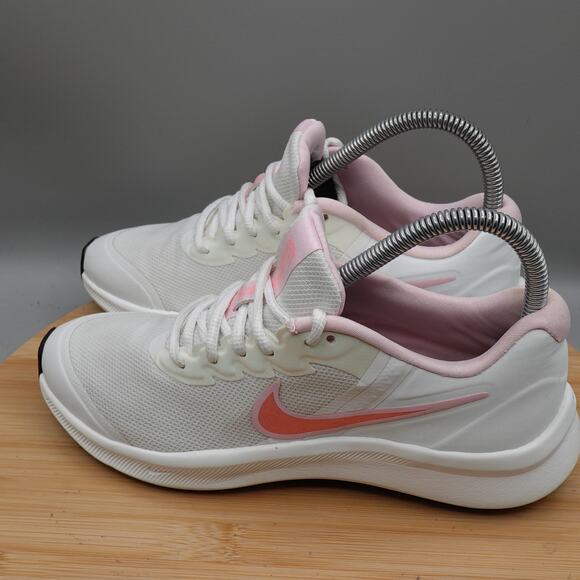 Nike Kids Junior Girls 4Y Womens 5.5 Star Runner 3 SE Trainers DQ0662-100 MinFla - Picture 1 of 10